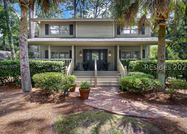 Property at 30 Wagon Rd, Hilton Head Island, SC 29928, 3 beds, 3.5 baths