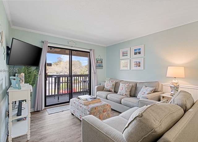 Property at 40 Folly Field Rd Unit E14, Hilton Head Island, SC 29928, 2 beds, 2 baths