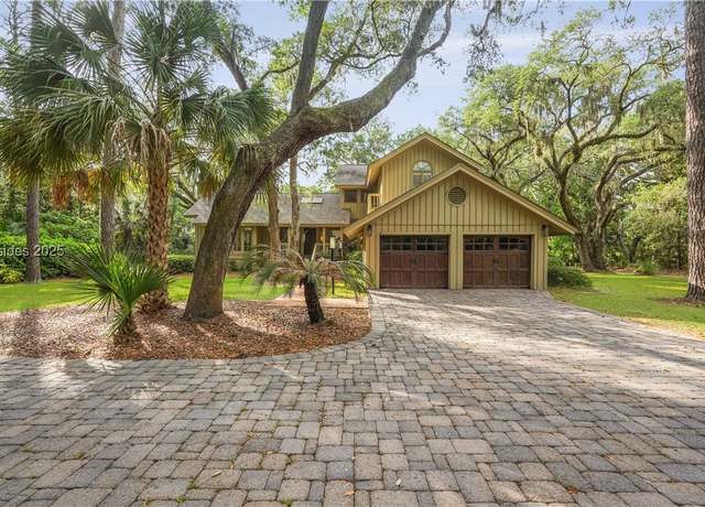 Property at 32 Plantation Dr, Hilton Head Island, SC 29928, 3 beds, 3.5 baths