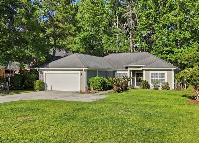 Property at 5 Canebrake Ln, Bluffton, SC 29910, 3 beds, 2 baths
