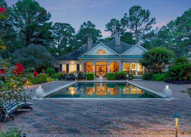Property at 7 Cooper Ct, Bluffton, SC 29910, 5 beds, 5 baths