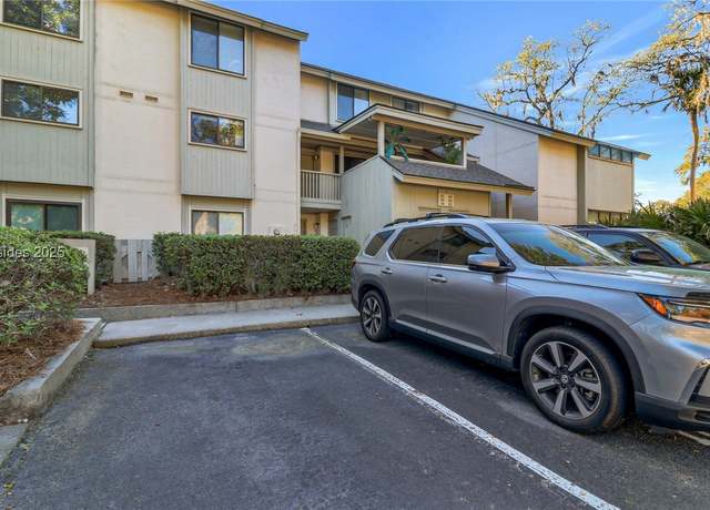 Property at 36 Deallyon Ave #19, Hilton Head Island, SC 29928, 2 beds, 2 baths