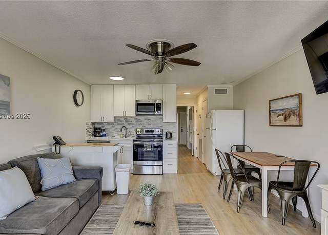 Property at 40 Folly Field Rd Unit B349, Hilton Head Island, SC 29928, 1 bed, 1 bath