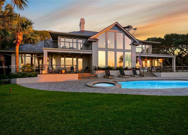 Property at 7 S Beach Lagoon Rd, Hilton Head Island, SC 29928, 6 beds, 6.5 baths