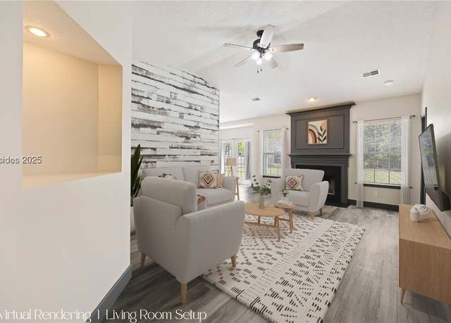 Property at 480 Mill St, Bluffton, SC 29910, 3 beds, 2 baths