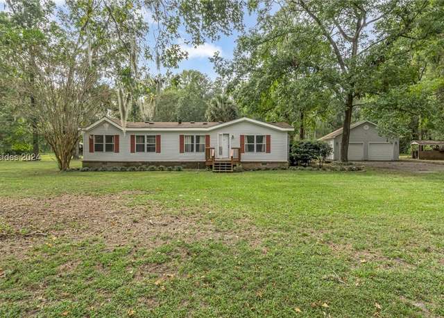 Property at 1603 Colleton Dr, Beaufort, SC 29906, 3 beds, 2 baths