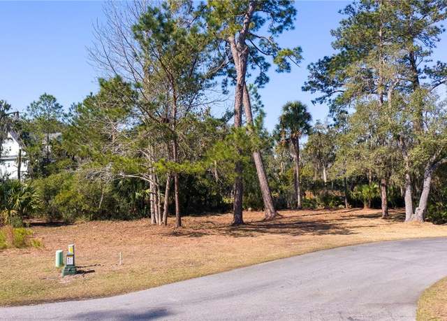 Property at 7 Silver Oak Cir, Hilton Head Island, SC 29926