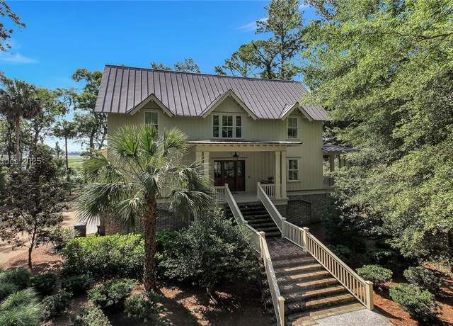 Property at 79 Greenleaf Rd, Bluffton, SC 29910, 3 beds, 3.5 baths