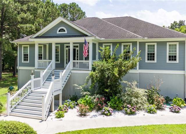 Property at 36 Morgan Rd, Seabrook, SC 29940, 4 beds, 3.5 baths