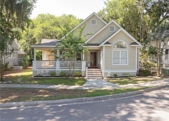 Property at 7 Holbrook Dr, Beaufort, SC 29902, 3 beds, 2 baths