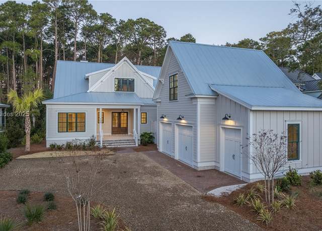 Property at 156 Hunting Lodge Rd, Bluffton, SC 29910, 4 beds, 5.5 baths