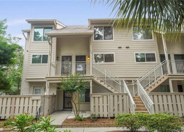 Property at 15 Deallyon Ave #111, Hilton Head Island, SC 29928, 2 beds, 2.5 baths