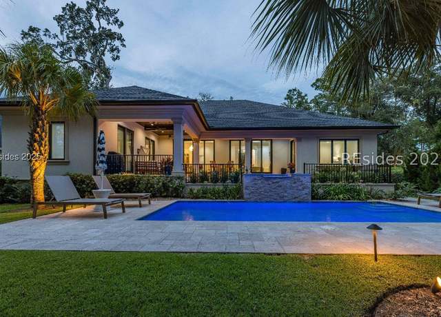 Property at 27 Wexford Dr, Hilton Head Island, SC 29928, 5 beds, 5.5 baths