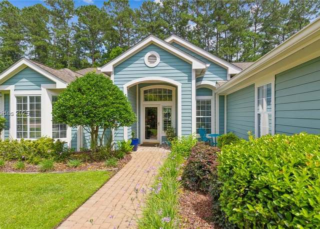 Property at 30 Raymond Rd, Bluffton, SC 29909, 3 beds, 2.5 baths
