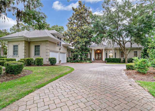 Property at 285 Bamberg Dr, Bluffton, SC 29909, 4 beds, 4.5 baths