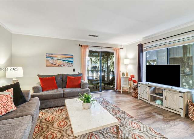Property at 36 Deallyon Ave #36, Hilton Head Island, SC 29928, 3 beds, 3.5 baths
