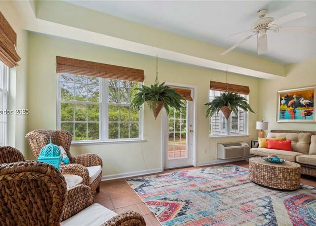 Property at 363 Hampton Pl, Bluffton, SC 29909, 2 beds, 2 baths