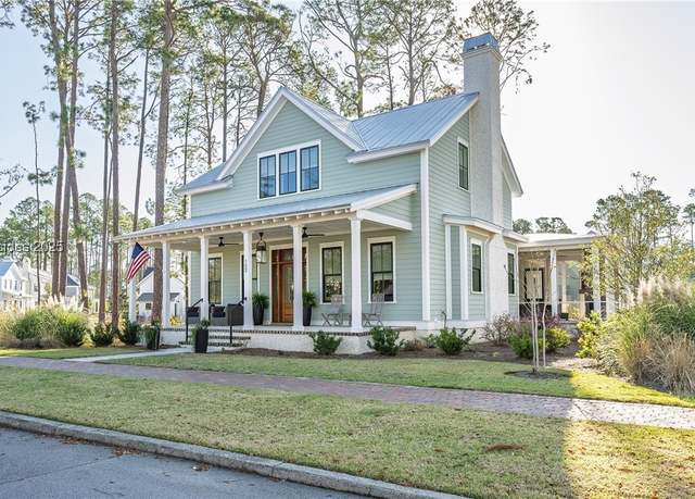 Property at 122 Red Ochre Rd, Bluffton, SC 29910, 5 beds, 5.5 baths