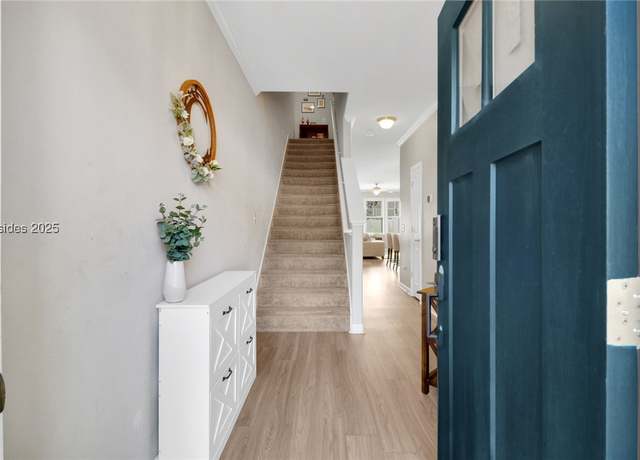 Property at 154 Brickway St, Bluffton, SC 29910, 3 beds, 3 baths