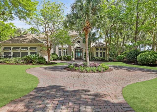 Property at 14 Herring Gull Ln, Hilton Head Island, SC 29926, 5 beds, 5.5 baths