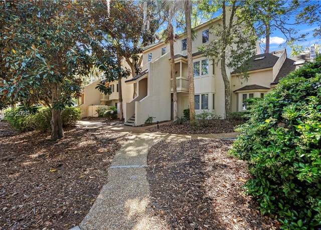 Property at 24 Deallyon Ave #13, Hilton Head Island, SC 29928, 1 bed, 2 baths