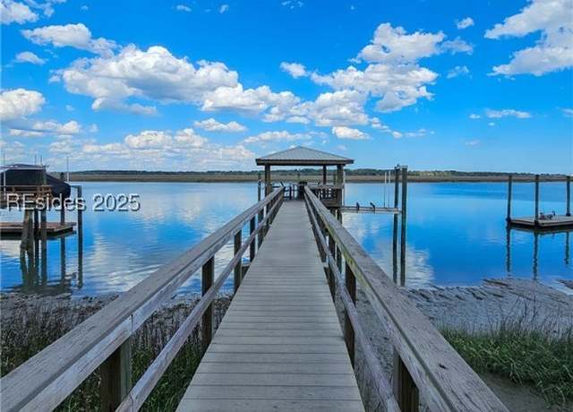 Property at 2 Wrights Point Cir, Beaufort, SC 29902