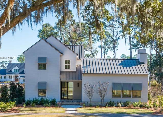 Property at 221 Vinson Rd, Bluffton, SC 29910, 5 beds, 5.5 baths