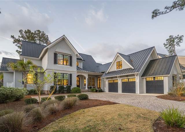 Property at 9 Browning Rd, Bluffton, SC 29910, 4 beds, 3.5 baths