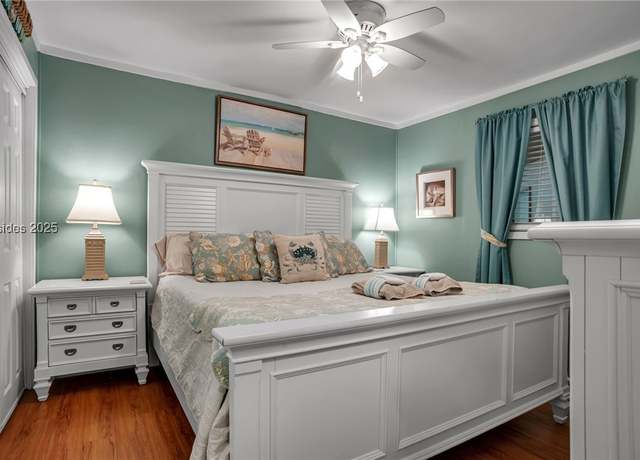 Property at 40 Folly Field Rd #119, Hilton Head Island, SC 29928, 2 beds, 2 baths