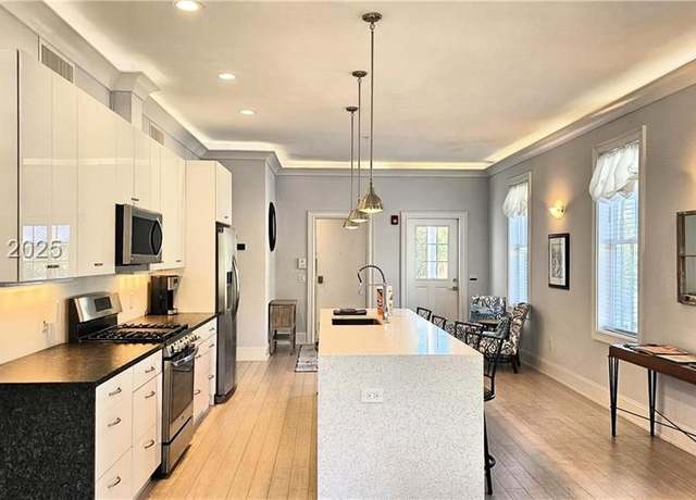 Property at 200 Bluffton Rd #2, Bluffton, SC 29910, 2 beds, 2 baths