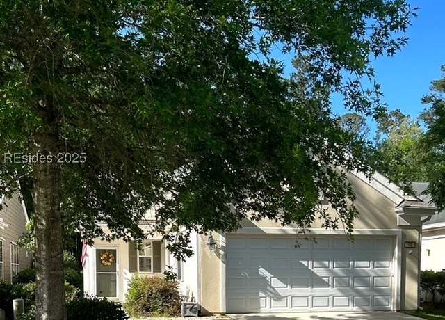 Property at 19 Basil Ct, Bluffton, SC 29909, 3 beds, 2 baths