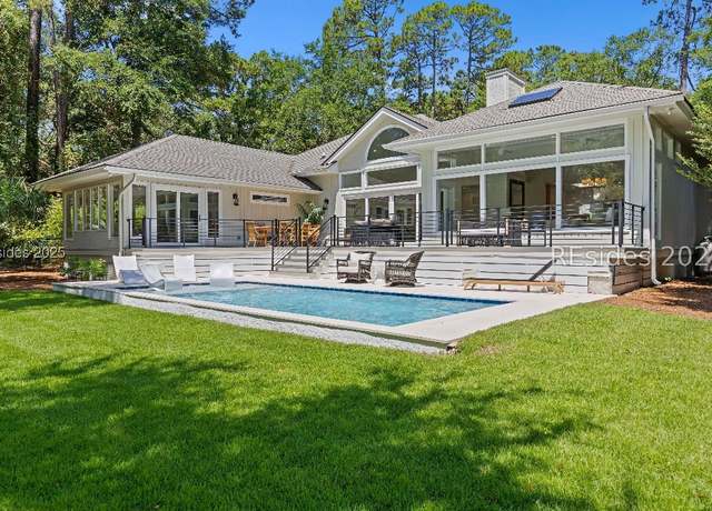Property at 31 Governors Rd, Hilton Head Island, SC 29928, 4 beds, 3 baths