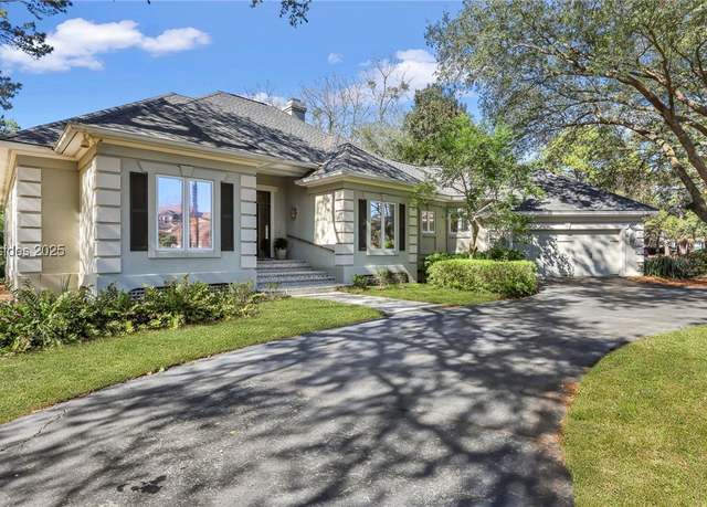 Property at 80 Peninsula Dr, Hilton Head Island, SC 29926, 3 beds, 2 baths