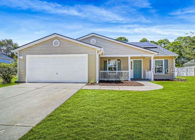 Property at 3 Lakeside Dr, Bluffton, SC 29910, 4 beds, 2 baths