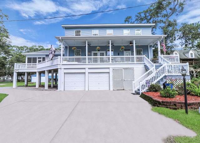 Property at 3 Martha Ln, Bluffton, SC 29910, 3 beds, 3 baths
