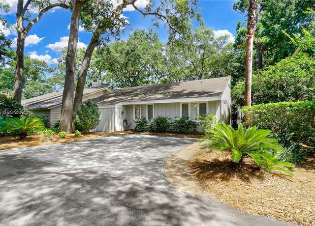 Property at 14 Water Oak Dr, Hilton Head Island, SC 29928, 3 beds, 3 baths