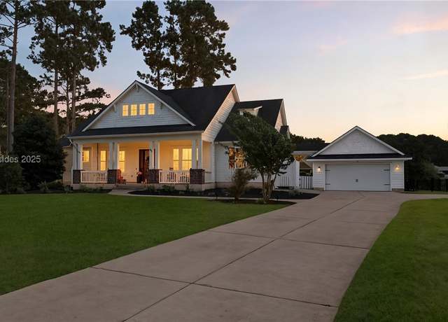 Property at 20 Daffodil Farm Way, Bluffton, SC 29910, 3 beds, 2.5 baths