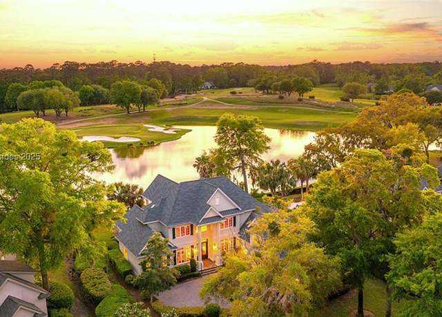 Property at 235 Bamberg Dr, Bluffton, SC 29910, 4 beds, 4.5 baths