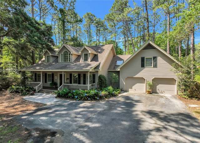 Property at 4 Jingle Shell Ln, Hilton Head Island, SC 29926, 3 beds, 2.5 baths