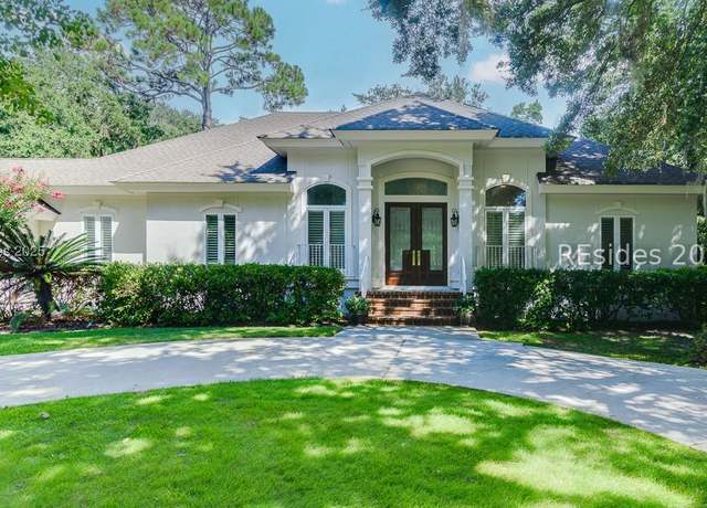 Property at 2 Resolute Pl, Hilton Head Island, SC 29928, 4 beds, 2.5 baths