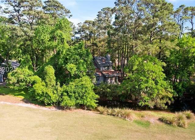 Property at 52 Cordillo Pkwy, Hilton Head Island, SC 29928, 3 beds, 3.5 baths