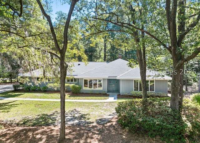 Property at 2 Sea Trout Ct, Hilton Head Island, SC 29926, 3 beds, 2 baths