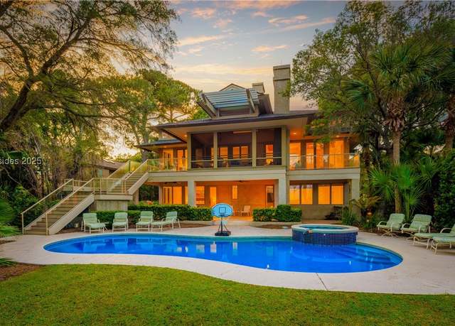 Property at 36 Ruddy Turnstone Rd, Hilton Head Island, SC 29928, 5 beds, 6.5 baths