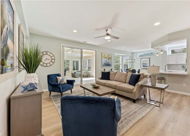 Property at 42 Coburn Dr E, Bluffton, SC 29909, 2 beds, 2 baths