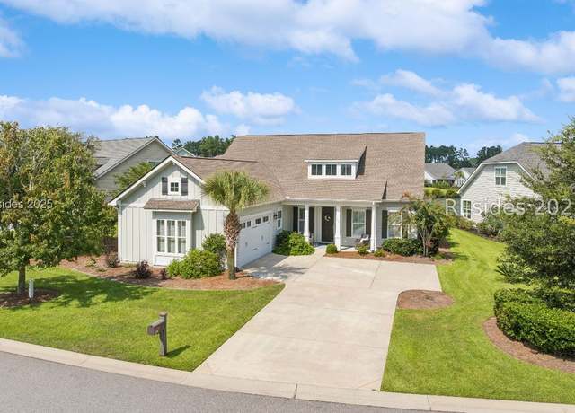 Property at 315 Lake Bluff Dr, Bluffton, SC 29910, 3 beds, 2.5 baths
