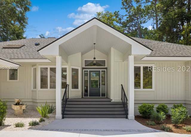 Property at 31 Governors Rd, Hilton Head Island, SC 29928, 4 beds, 3 baths