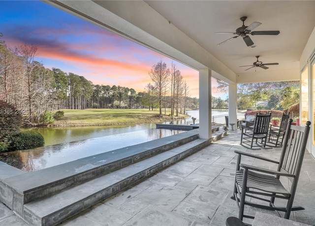 Property at 27 Debeaufain Dr, Bluffton, SC 29909, 3 beds, 2.5 baths