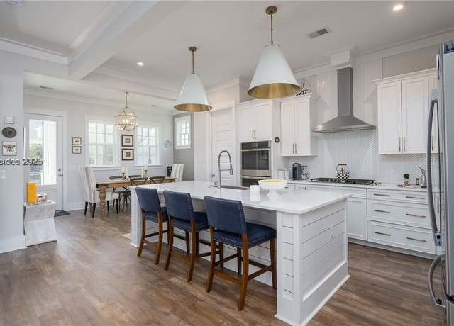 Property at 59 Great Heron Way, Bluffton, SC 29909, 4 beds, 3.5 baths