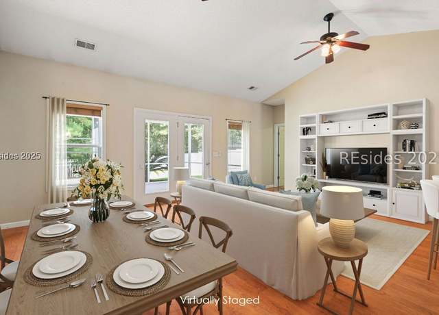 Property at 30 Beaumont Ct, Bluffton, SC 29910, 4 beds, 2 baths
