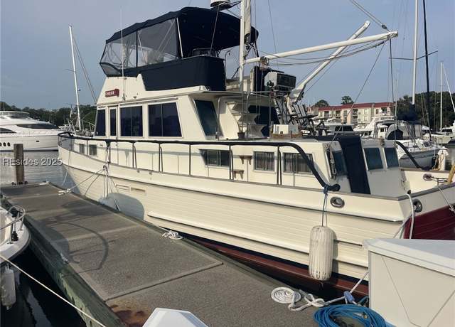 Property at 75 Harbour Town Yacht Basin, Hilton Head Island, SC 29928